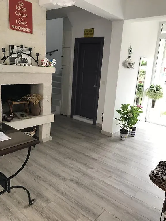 No Onbir Alaçatı