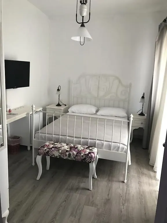 No Onbir Alaçatı 2*,